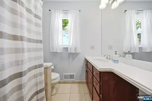 31 Dacotah Ave, Oakland, NJ 07436 - Photo 20