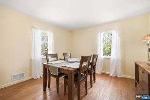 31 Dacotah Ave, Oakland, NJ 07436 - Photo 16