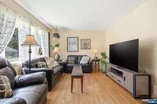 31 Dacotah Ave, Oakland, NJ 07436 - Photo 6