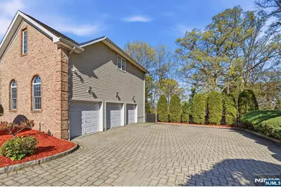 56 Burnet Hill Road, Livingston, NJ 07039 - Photo 30