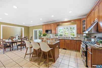 56 Burnet Hill Road, Livingston, NJ 07039 - Photo 10
