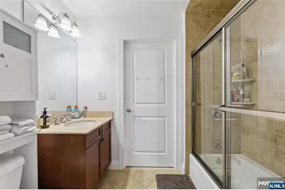 4 Leoson Parkway, Old Tappan, NJ 07675 - Photo 40