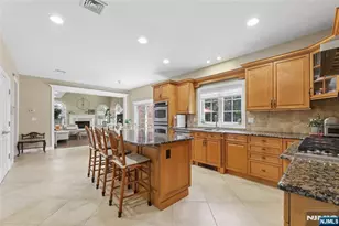 4 Leoson Pkwy, Old Tappan, NJ 07675 - Photo 18
