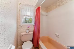26 Burns Pl, Cresskill, NJ 07626 - Photo 22