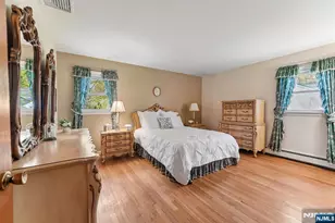 26 Burns Pl, Cresskill, NJ 07626 - Photo 18