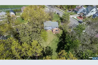 30 Bellaire Drive, Montclair, NJ 07042 - Photo 28