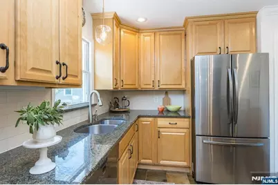 30 Bellaire Drive, Montclair, NJ 07042 - Photo 12