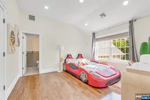7 Brookside Dr, Upper Saddle River, NJ 07458 - Photo 34
