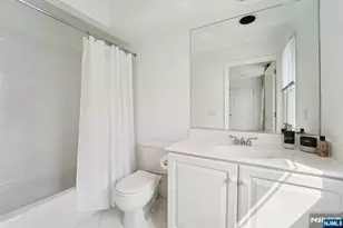 2 Harvest Ln, Washington Township, NJ 07853 - Photo 32