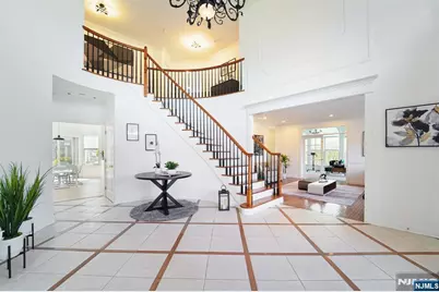 2 Harvest Lane, Washington Township, NJ 07853 - Photo 6