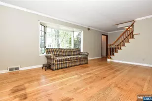 255 Park Ave, Allendale, NJ 07401 - Photo 8