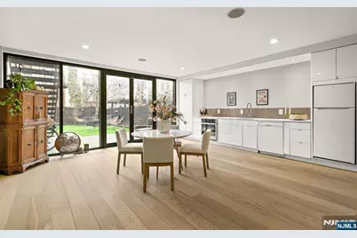 926 Hudson Street, Hoboken, NJ 07030 - Photo 44