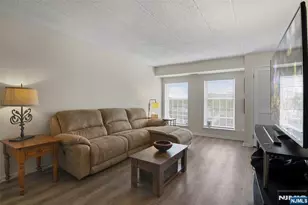 50 Iron Forge Square, Pompton Lakes, NJ 07442 - Photo 2