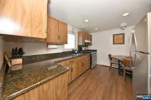 14 Emwood Dr, Emerson, NJ 07630 - Photo 4