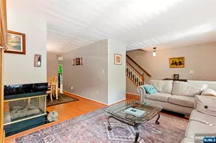 2063 Drake Ct, Mahwah, NJ 07430 - Photo 4