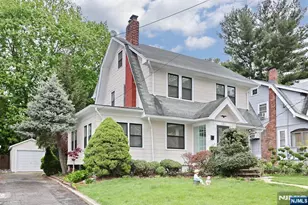 131 Highwood Ave, Leonia, NJ 07605 - Photo 2