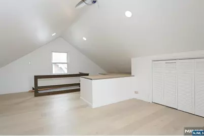 131 Highwood Avenue, Leonia, NJ 07605 - Photo 28
