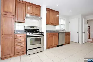 131 Highwood Ave, Leonia, NJ 07605 - Photo 12