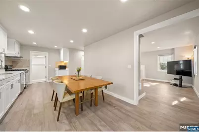 267 Hickory Avenue, Tenafly, NJ 07670 - Photo 6