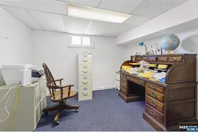 260 Glen Avenue, Midland Park, NJ 07432 - Photo 22
