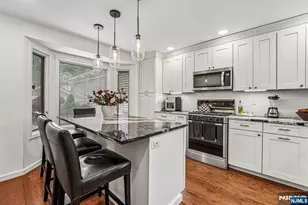 224 Westervelt Ln, Mahwah, NJ 07430 - Photo 6