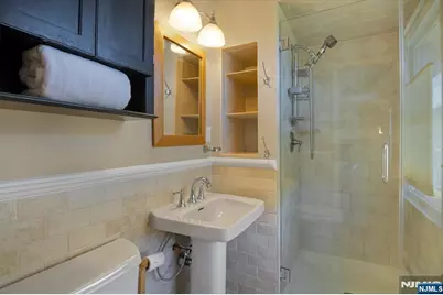 52 Molinari Drive, Wanaque, NJ 07465 - Photo 28