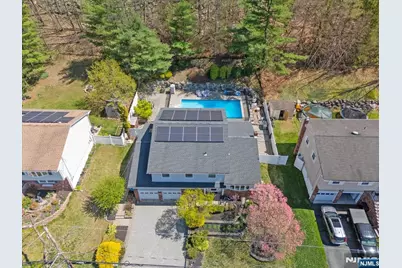 52 Molinari Drive, Wanaque, NJ 07465 - Photo 12
