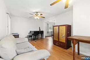 276 Concord Dr, River Edge, NJ 07661 - Photo 10