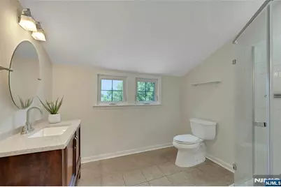 20 Florence Place, Elmwood Park, NJ 07407 - Photo 22