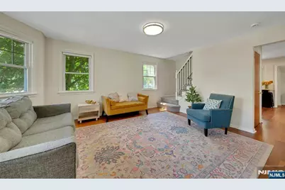 20 Florence Place, Elmwood Park, NJ 07407 - Photo 4
