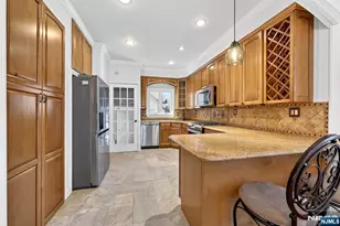 266 Central Ave, Paramus, NJ 07652 - Photo 8