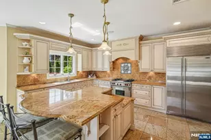 7 Jean Dr, Englewood Cliffs, NJ 07632 - Photo 14