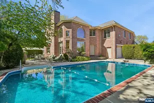 7 Jean Dr, Englewood Cliffs, NJ 07632 - Photo 44