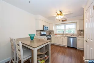 1092 Robin Rd, Hillsborough Township, NJ 08844 - Photo 18