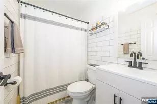 1092 Robin Rd, Hillsborough Township, NJ 08844 - Photo 32