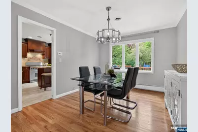 307 E Crescent Avenue, Ramsey, NJ 07446 - Photo 6