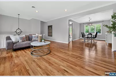 307 E Crescent Avenue, Ramsey, NJ 07446 - Photo 4