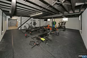 115 Center St, Pompton Lakes, NJ 07442 - Photo 18