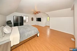 115 Center St, Pompton Lakes, NJ 07442 - Photo 14