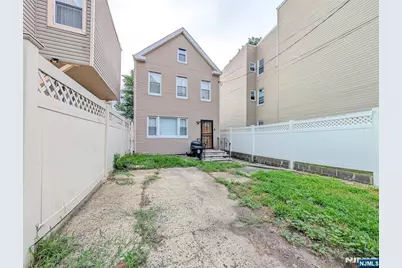 203 Lake Street, Newark, NJ 07104 - Photo 26