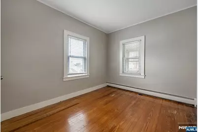 20 Catherine Avenue, Saddle Brook Township, NJ 07663 - Photo 18