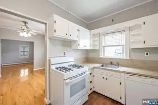 20 Catherine Ave, Saddle Brook Township, NJ 07663 - Photo 12