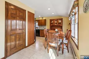 30 Lincoln Pl, Waldwick, NJ 07463 - Photo 12