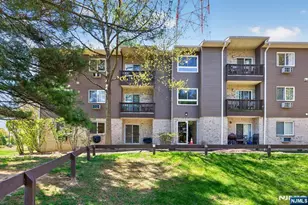 102 Federal Hill Road U102A, Pompton Lakes, NJ 07442 - Photo 2