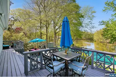 372 Lakeview Drive, Wyckoff Township, NJ 07481 - Photo 38