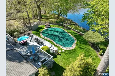 372 Lakeview Drive, Wyckoff Township, NJ 07481 - Photo 46