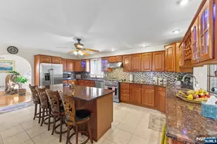 536 Second Ave, Lyndhurst Township, NJ 07071 - Photo 22