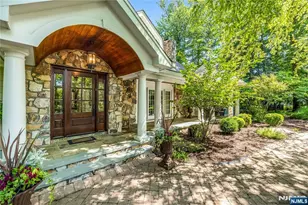 8 White Pine Rd, Upper Saddle River, NJ 07458 - Photo 4