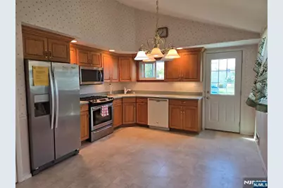 11 White Birch Avenue, Pequannock Township, NJ 07444 - Photo 8