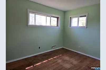 11 White Birch Avenue, Pequannock Township, NJ 07444 - Photo 12